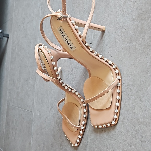 Steve Madden Square Toe Heels - Picture 2 of 5